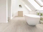 28843 21985 vv427 00805 room
