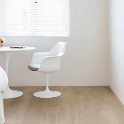 50 LVRE 1277 evp vinyl flooring roomscene 1