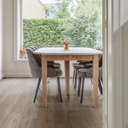 50 LVRE 1486 evp vinyl flooring roomscene 1