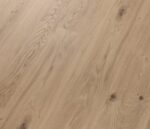 UU002 04356 ANGLED