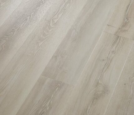 VV153 09611 ANGLED