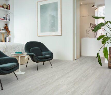 VV376 00957 ROOM