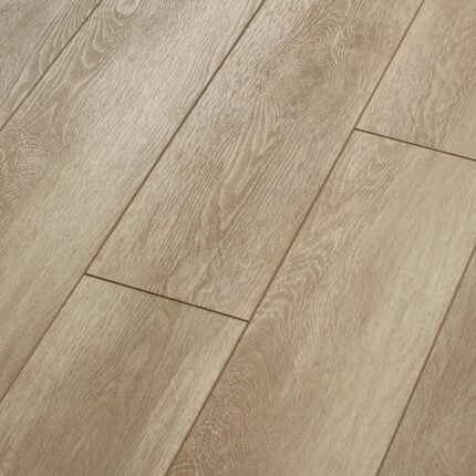 VV426 00858 ANGLED