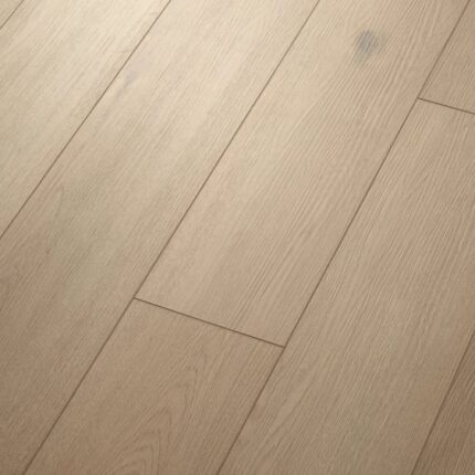 VV583 01213 ANGLED
