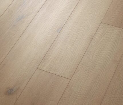 VV583 01216 ANGLED