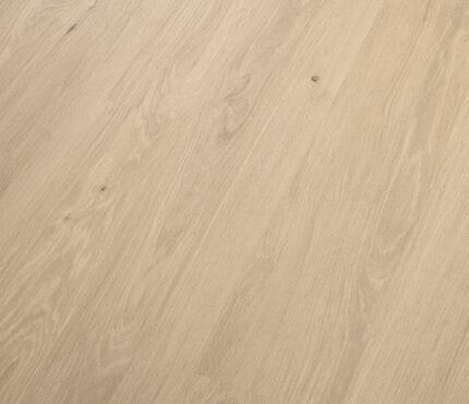 VV668 04354 ANGLED