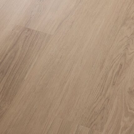 VV668 04357 ANGLED