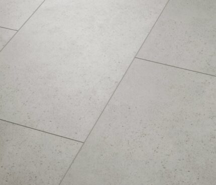 VV671 10153 ANGLED