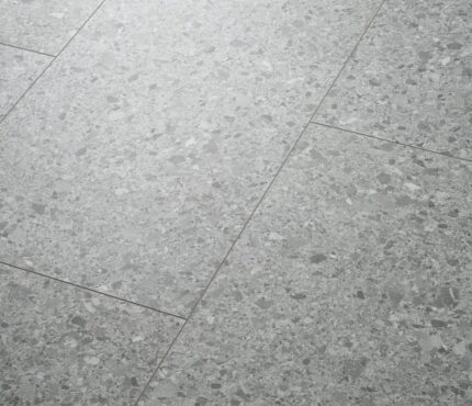VV687 10319 ANGLED