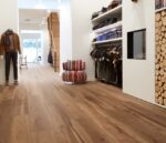 VV741 00982 ROOM