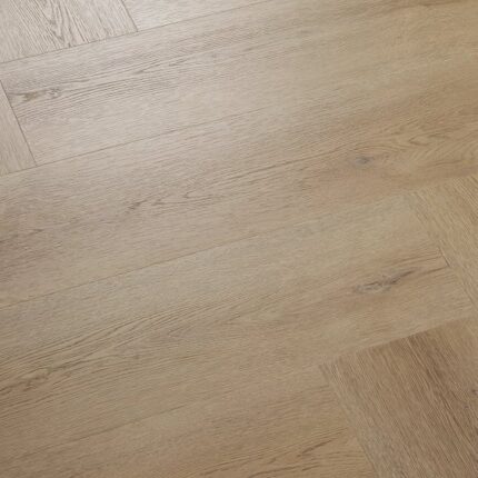 VV745 00996 ANGLED