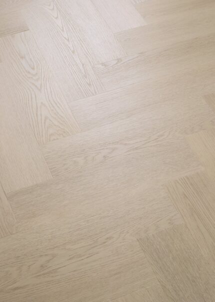 VV836 02756 ANGLED